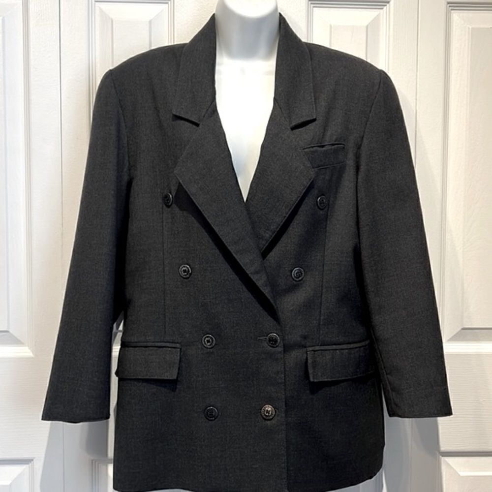 Vintage TC Petites 100% Virgin Wool Grey Blazer Size 8P‎